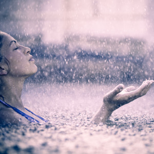 Album Aqua Harmony: Rain's Relaxing Melodic Serenade oleh Rain Thunderstorms