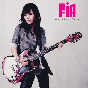 Dengarkan Menebus Dosa lagu dari Fia dengan lirik