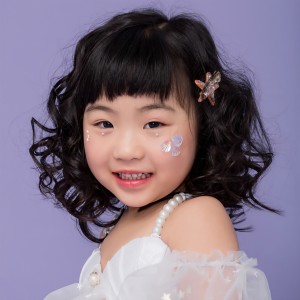 收聽張淨月的你笑起來真好看 (童聲版)歌詞歌曲