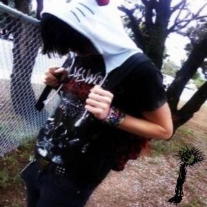 Dengarkan lagu idontwant2talk (Explicit) nyanyian killfluxxx dengan lirik