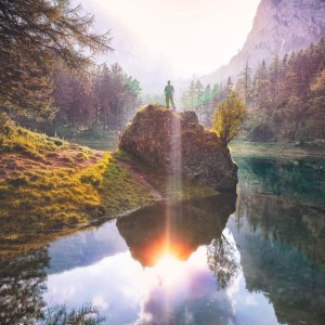 Dengarkan Thoughts lagu dari Frank Peanut dengan lirik