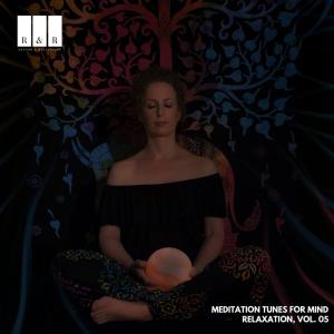 Dengarkan Enticing Tibetan Bowls 174.00 Hz lagu dari Healo Humans dengan lirik