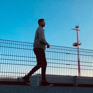 Lil lamontz的專輯Started With A Win (Explicit)