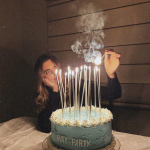 收聽Phia Scott的Pity Party歌詞歌曲