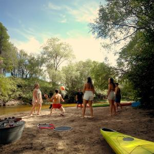 ดาวน์โหลดและฟังเพลง Vivir Jugando พร้อมเนื้อเพลงจาก Marquinho