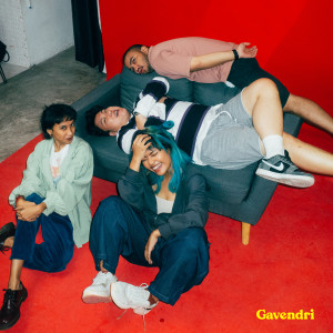 Dengarkan lagu Baby It's Alright nyanyian Gavendri dengan lirik