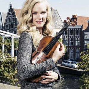 Listen to Schindler's List song with lyrics from Simone Lamsma