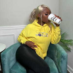 收聽slimetyphoon的Rambo (feat. Senait & Arvidtheplug) (Explicit)歌詞歌曲