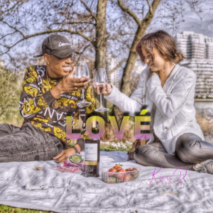 ดาวน์โหลดและฟังเพลง Lové พร้อมเนื้อเพลงจาก King R