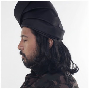 ดาวน์โหลดและฟังเพลง Ringgit (Batu Belah Batu Konkrit Corak-2) พร้อมเนื้อเพลงจาก MonoloQue