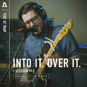 Into It. Over It.的专辑Into It. Over It. on Audiotree Live (Session #2)