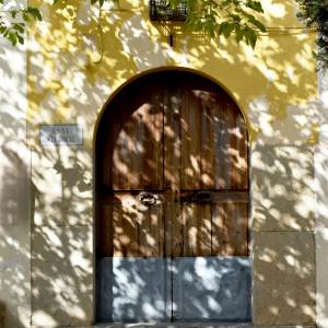 收聽Icemusicqueen的Hollow (Explicit)歌詞歌曲