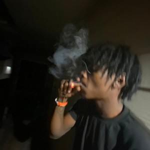 收聽24TAY的THUG LoVe (feat. Smt60) (Explicit)歌詞歌曲