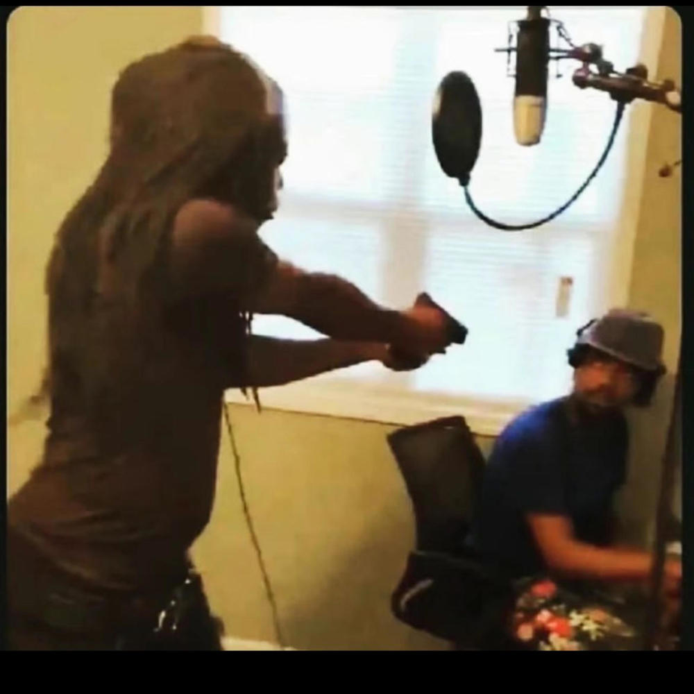NUN (feat. MOR3WOODS) (Explicit)