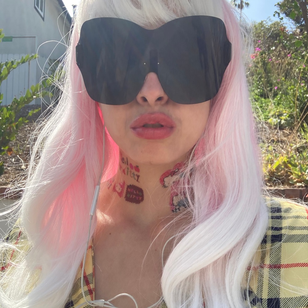 Diva Out