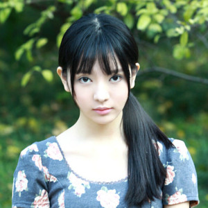 雨婷儿 ดาวน์โหลดและฟังเพลงฮิตจาก 雨婷儿