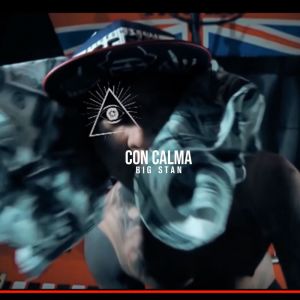 Dengarkan Con Calma lagu dari Big Stan dengan lirik