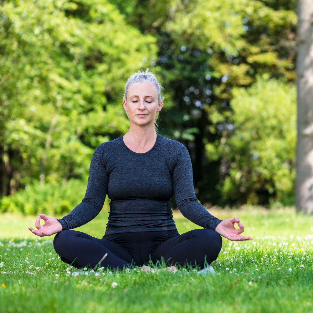 Serenade Meditation in Binaural Calm