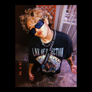 Dengarkan lagu Flow Explicit nyanyian Raks dengan lirik
