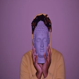 Listen to F.A.D.E.D song with lyrics from Makhush