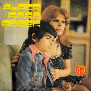 ดาวน์โหลดและฟังเพลง Kaşık Oyunu (其他) พร้อมเนื้อเพลงจาก Alper Karaböcek