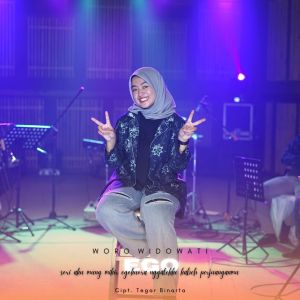 Dengarkan Ego lagu dari Woro Widowati dengan lirik