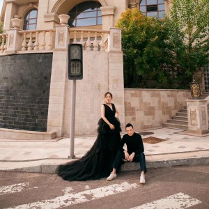 ดาวน์โหลดและฟังเพลง 爱情到底谁的错 พร้อมเนื้อเพลงจาก 山河恋组合