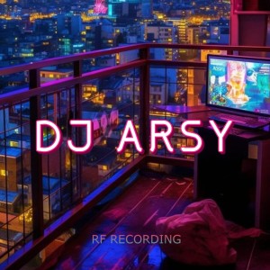 Dengarkan TAK PANTAS TERLUKA KANE lagu dari DJ ARSY dengan lirik