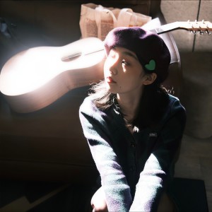 Listen to 浪漫 (完整版) song with lyrics from 郁一凡