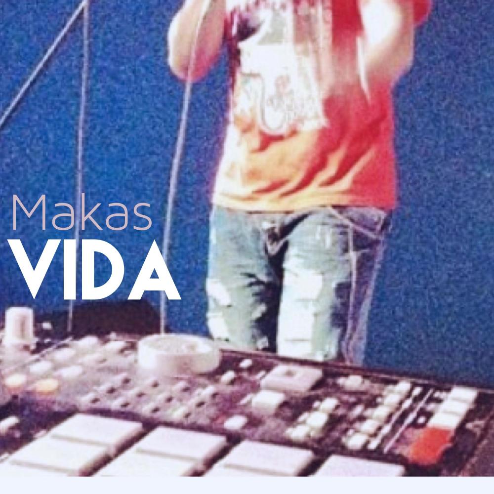 Moça (feat. Sara Dem) (Explicit)