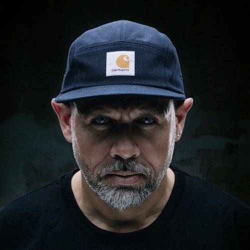 Zeit wird Knapp (feat. Samy Deluxe) (Explicit)