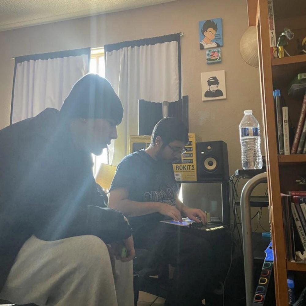Faron Woods (feat. Emcee Mando) (Explicit)