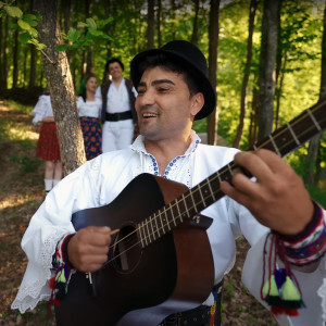 Album Lasa-Te Mandra De Mine from Deti Iuga