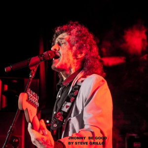 Dengarkan lagu Jhonny Be Good nyanyian STEVE GRILLO dengan lirik