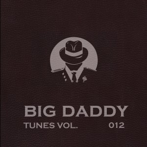 Dengarkan Far Beyond the Horizon lagu dari Paro Dion dengan lirik