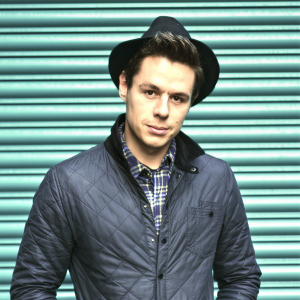 Jamie Berry ดาวน์โหลดและฟังเพลงฮิตจาก Jamie Berry
