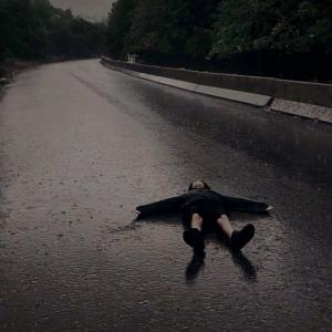 CARØLIN的專輯fake friends (Explicit)