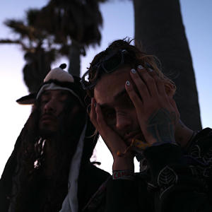 default playlist img