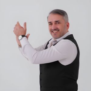 Listen to Малика song with lyrics from Эльдар Муслимов