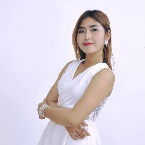 Listen to មនុស្សអស់ចិត្តទោះឃាត់ទុកក៏គ្មានន័យ song with lyrics from ឡុង រតនា