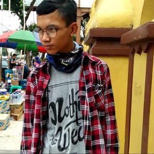 Dengarkan lagu Banten Jawara nyanyian firman oktovian dengan lirik