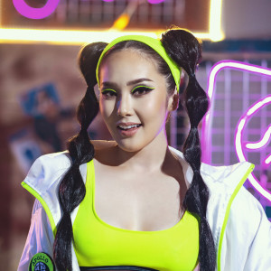 Dengarkan Tsoo Shirt lagu dari Ankhmaa dengan lirik