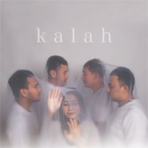 Dengarkan Kalah lagu dari Tigasisi dengan lirik