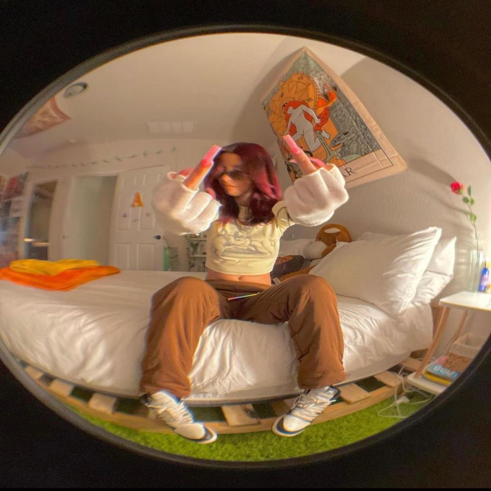Like Iayze! (Explicit)