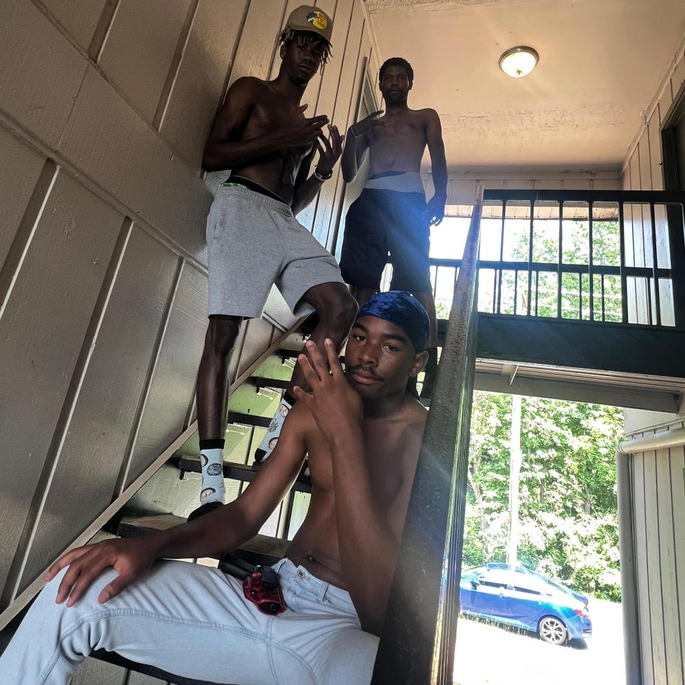 War (feat. Duey) (Explicit)