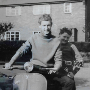 default playlist img