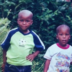 收聽Combos365的Tsako Pitoria歌詞歌曲