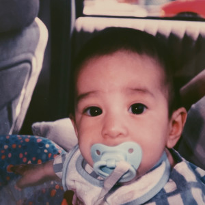 Dengarkan lagu Weekend Invite (Slide) (Explicit) nyanyian Bert Knox dengan lirik