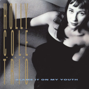 收聽Holly Cole的If I Were A Bell歌詞歌曲