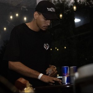 Listen to PIQUEZIN DE BEAGÁ (Explicit) song with lyrics from DJ LUIZINHO ES